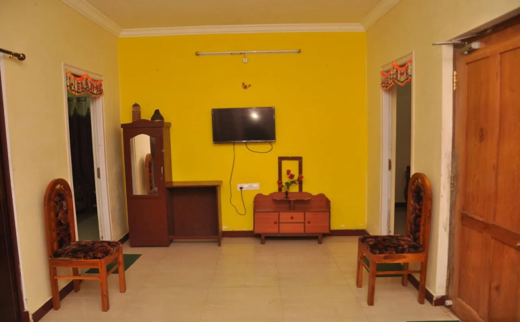 Ути: Hill Bird Homestay