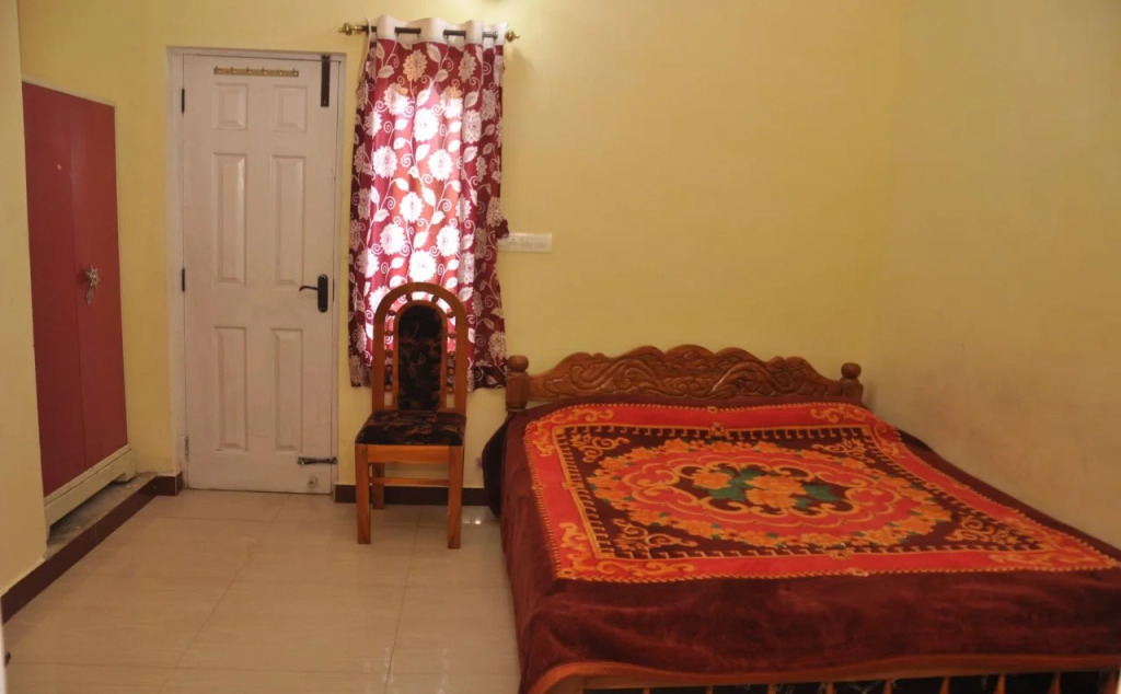 Ути: Hill Bird Homestay