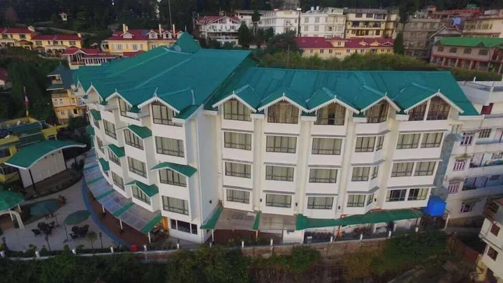 Дарджилинг: Crescent Resort