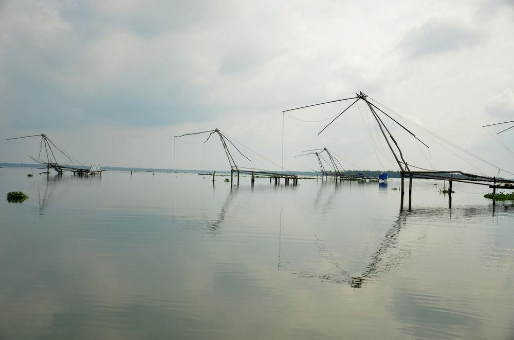 Куруппумтара: Lakesymphony Resort