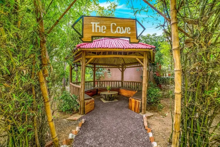 Тала: Lemon Tree Wildlife Resort Bandhavgarh