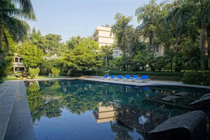 Ришикеш: The Narayana Palace