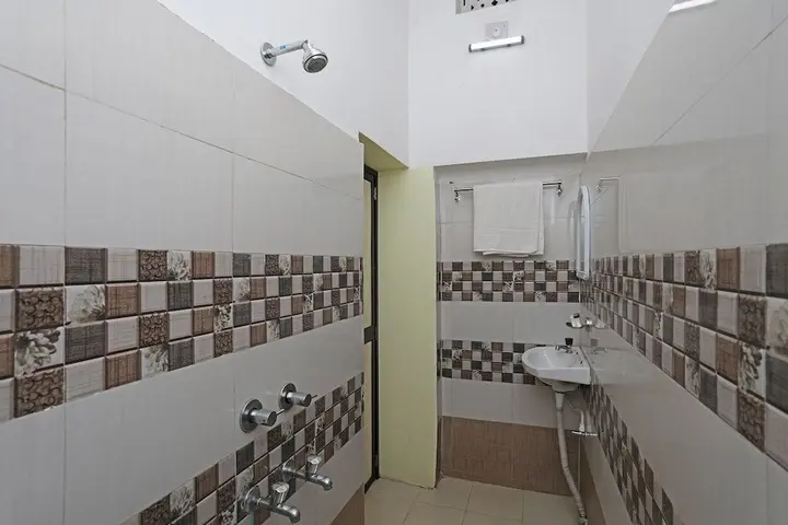 Бхубанешвар: OYO Flagship 5417 Hotel Venus Heritage