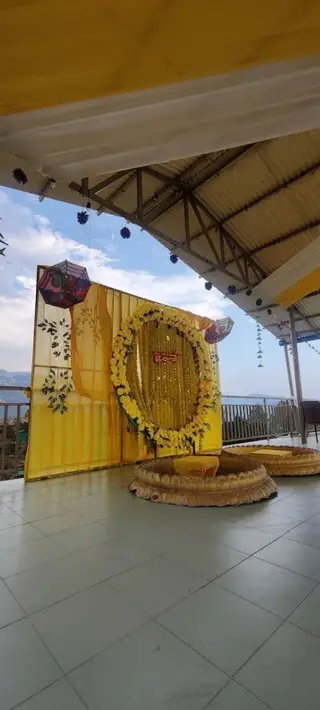 carousel image 5