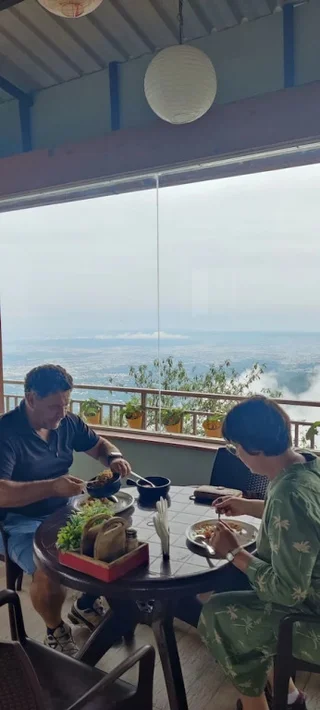Массури: Saiva Hill Resort