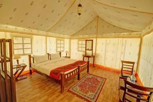 Индрагарх: Indergarh Fort And Hotel