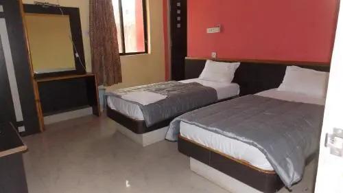Дург: Hotel New Rajshree