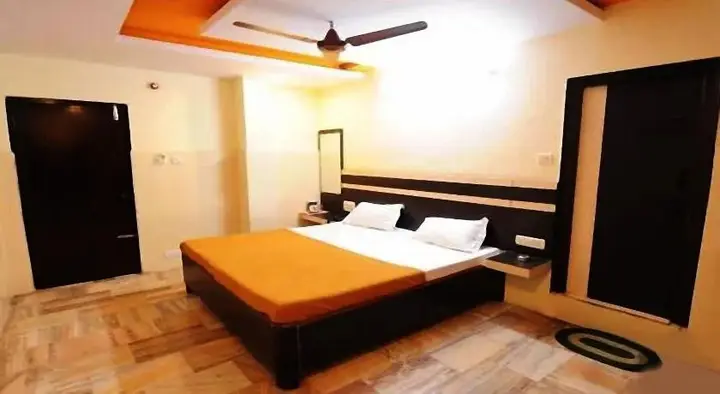 carousel image 3