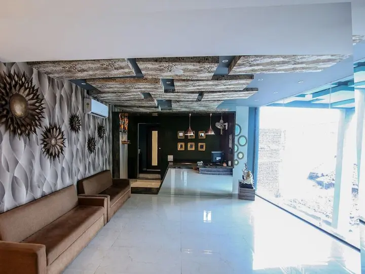 Райпур: OYO 15123 Hotel Ryaan