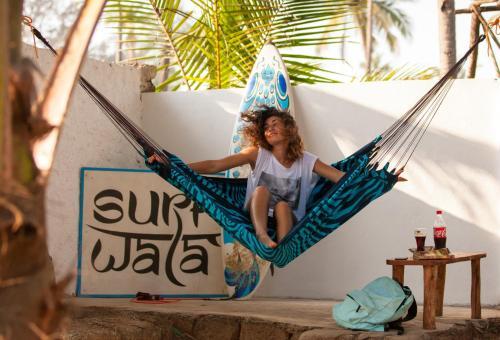 Арамбол: Surf Wala