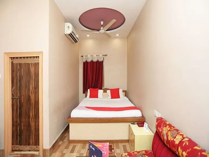 Колката: OYO 7742 The Hotel Marina