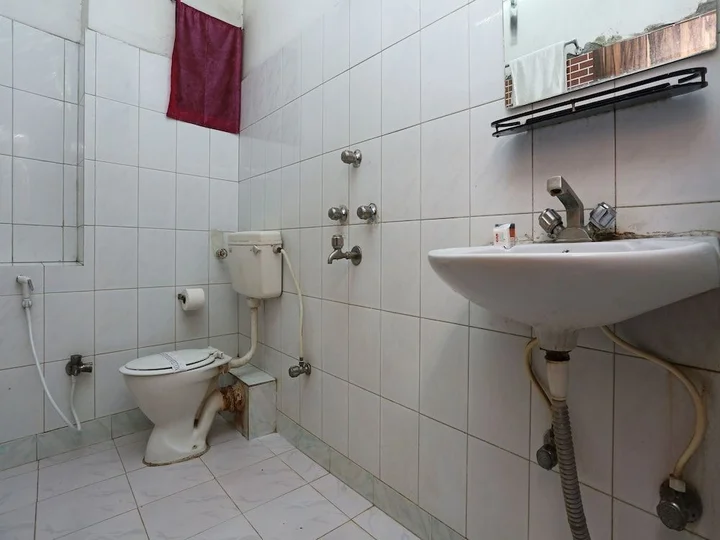 Колката: OYO 7742 The Hotel Marina