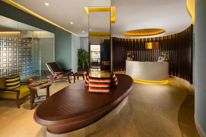 Нойда: Sandal Suites Op. by Lemon Tree Hotels