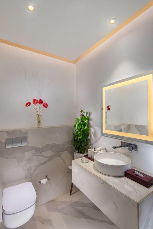 Нойда: Sandal Suites Op. by Lemon Tree Hotels