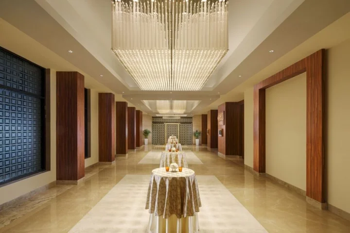 Нойда: Sandal Suites Op. by Lemon Tree Hotels