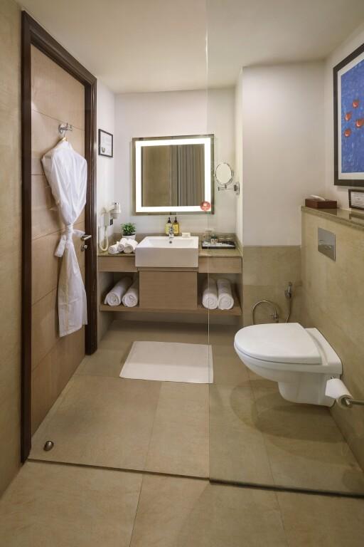 Нойда: Sandal Suites Op. by Lemon Tree Hotels