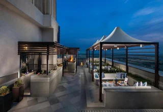 Нойда: Sandal Suites Op. by Lemon Tree Hotels