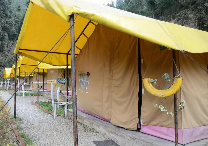 Шимла: Offthecity- Camp Kyar
