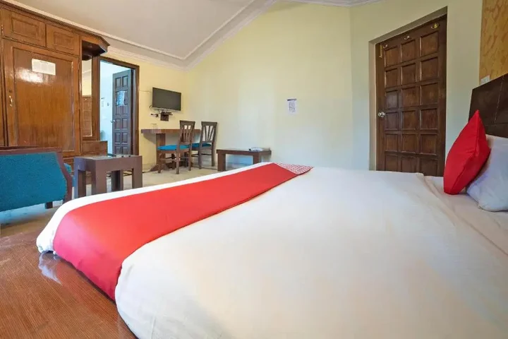 Дехрадун: Queens Pearl Inn