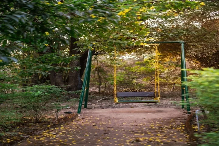 Турья: Treebo Premium Mowgli's Den, Pench
