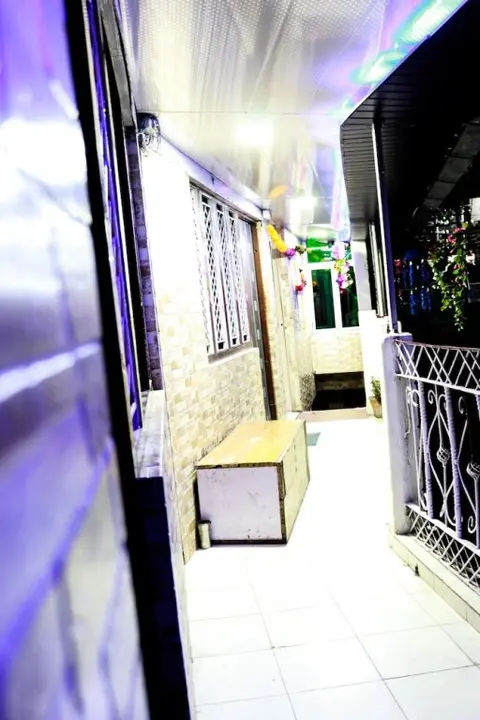 Наинитал: Hotel Suntejpaza