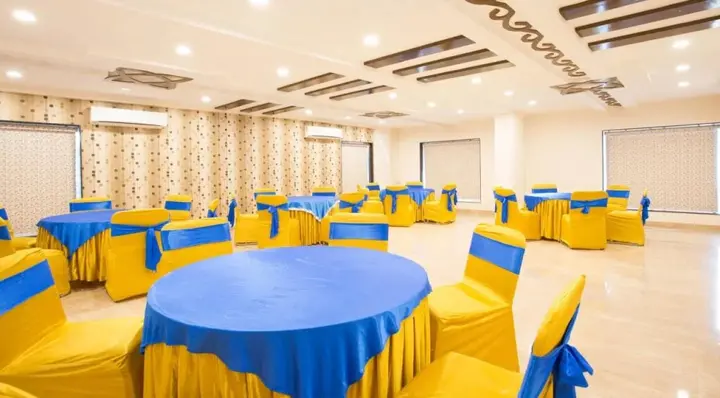 Райпур: Hotel Blueberry Inn