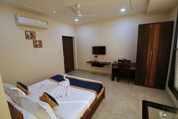 Райпур: Hotel Blueberry Inn