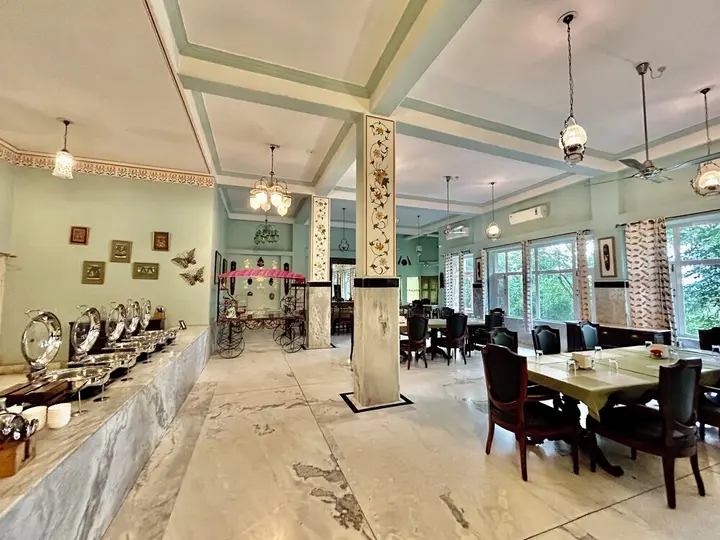 Джайпур: Hotel Lake Palace