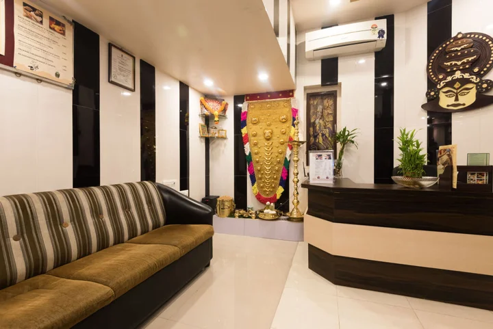 Панвель: Hotel Panchratna Panvel