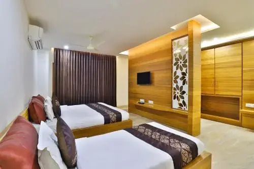 Бхудж: OYO 28448 Tree Top Residency