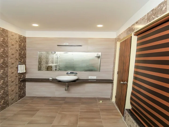 Лакхнау: FabHotel Prime Buddha Residency