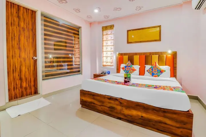 Лакхнау: FabHotel Prime Buddha Residency
