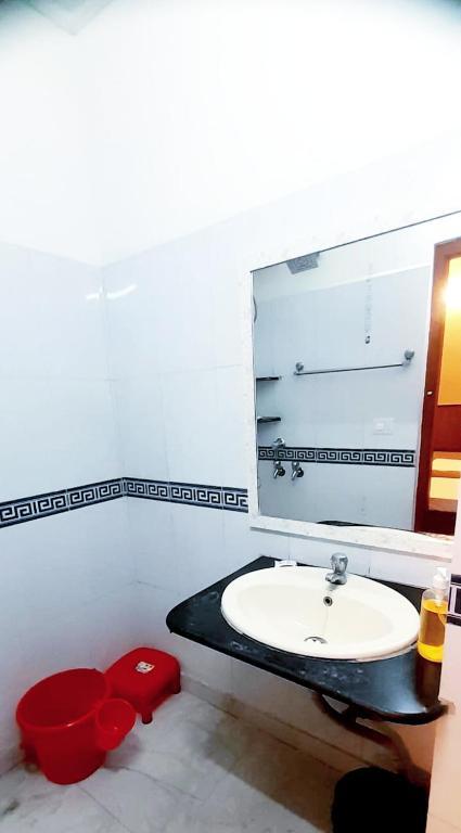 Большая Нойда: Bhambri House Hotel