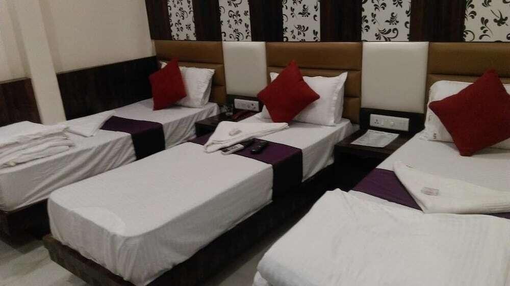 Мумбаи: Hotel Pearl View