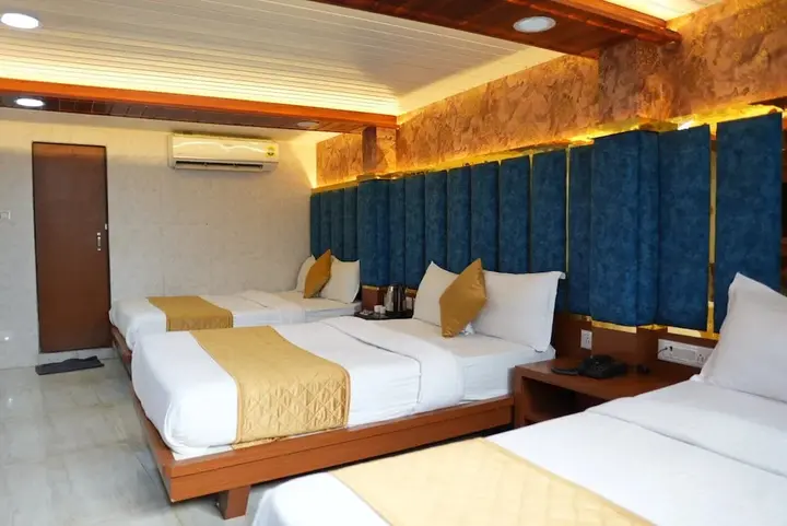 Мумбаи: Hotel Pearl View