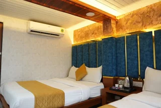 Мумбаи: Hotel Pearl View