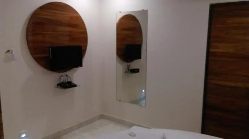 Мумбаи: Hotel Pearl View