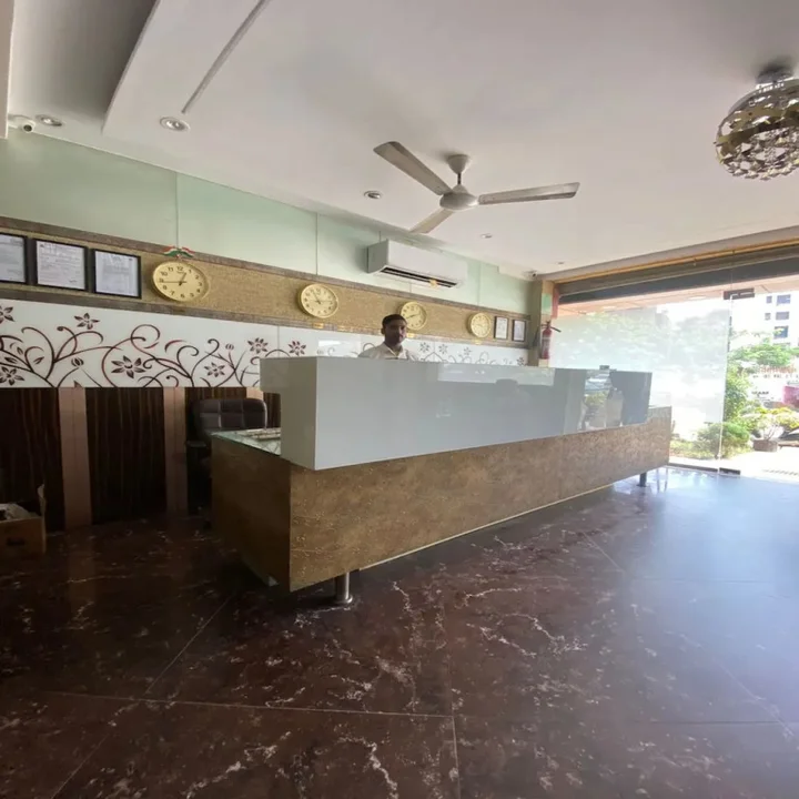 Мумбаи: Hotel Pearl View