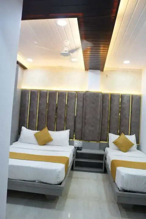 Мумбаи: Hotel Pearl View