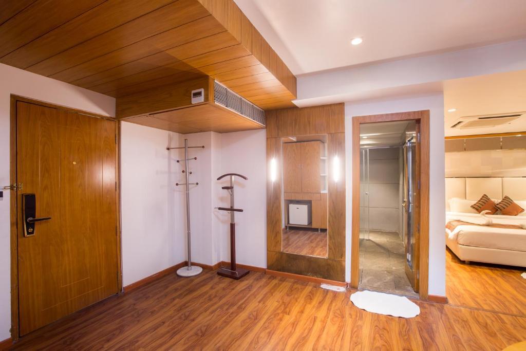 Бхопал: Hotel Shubh Inn