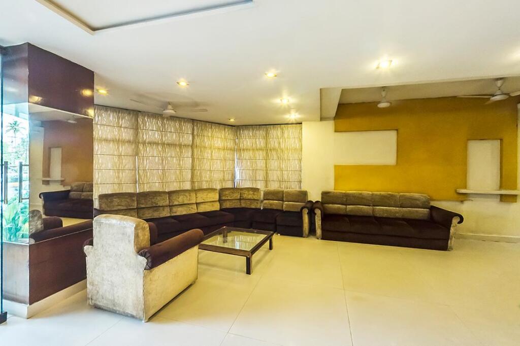 Неллор: Hotel Pavani Residency