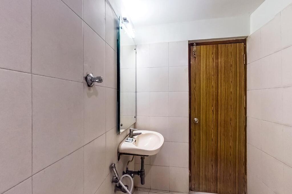 Неллор: Hotel Pavani Residency