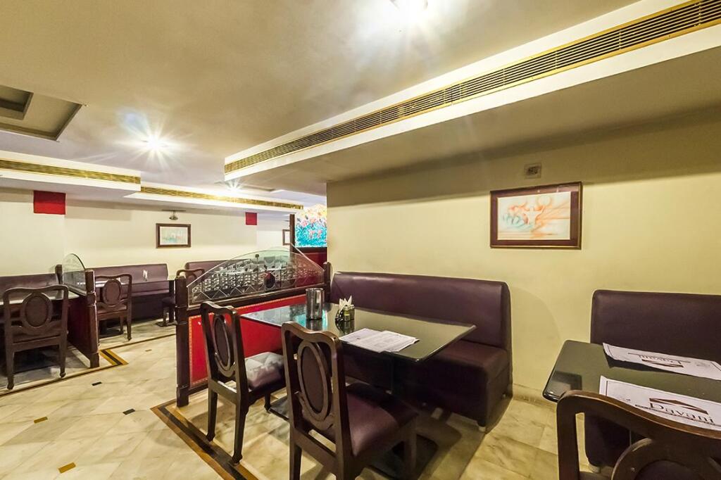 Неллор: Hotel Pavani Residency