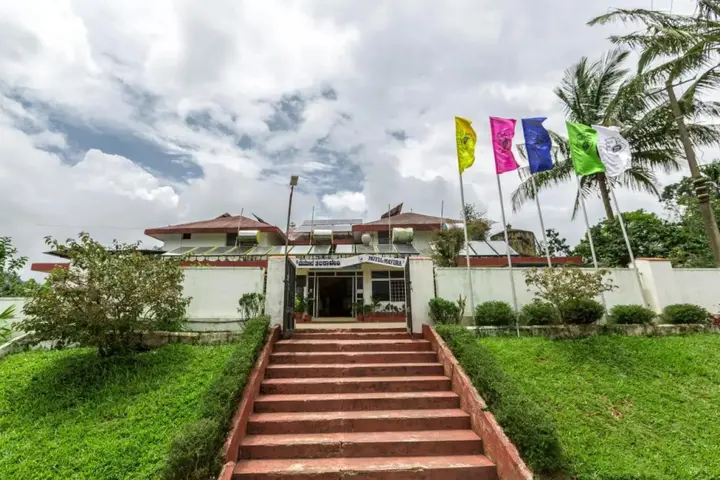 Какабе: KSTDC Hotel Mayura Tala Kaveri