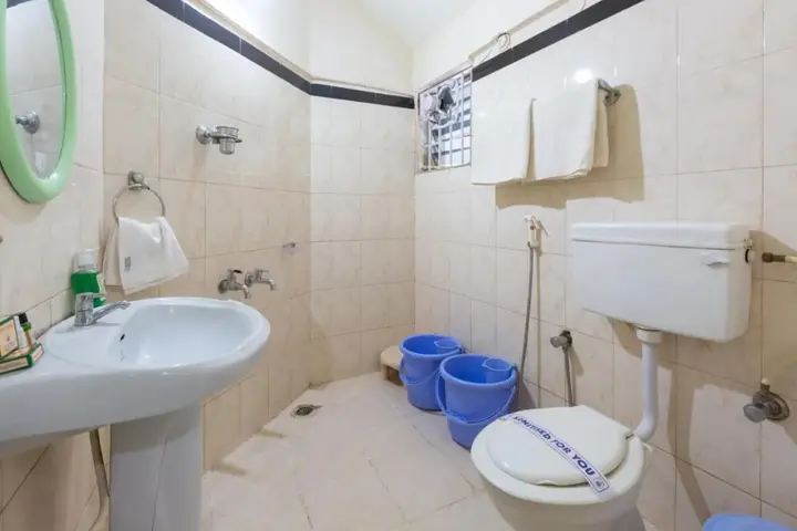 Какабе: KSTDC Hotel Mayura Tala Kaveri