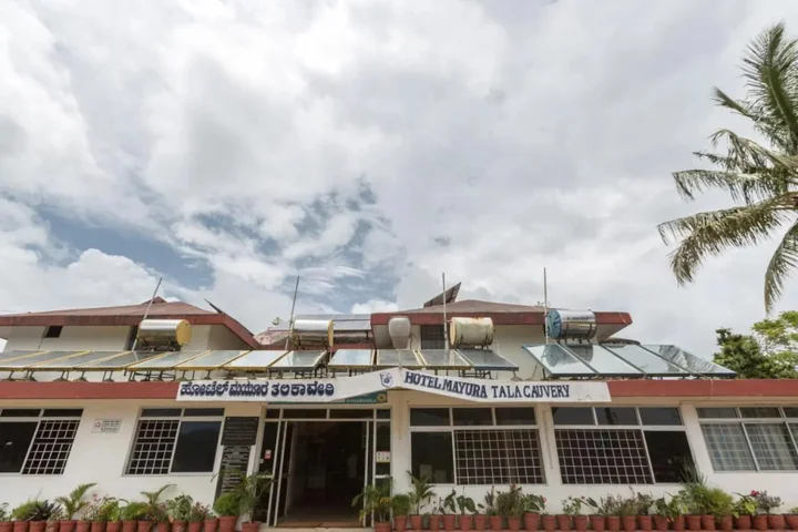 Какабе: KSTDC Hotel Mayura Tala Kaveri