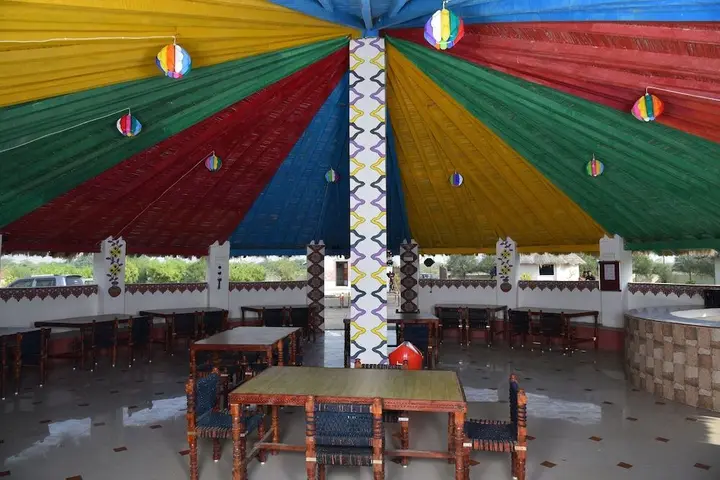 Хариджан Ваш: Rann Village Resort