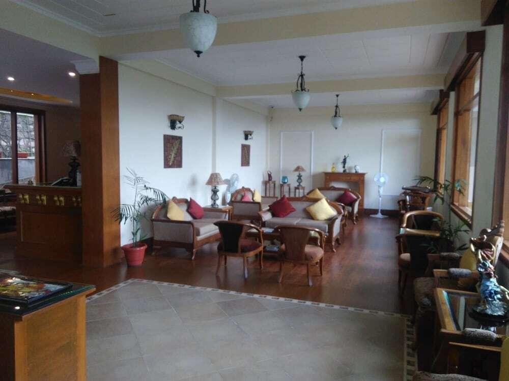 Казаули: Forest Ville Hotel And Resort