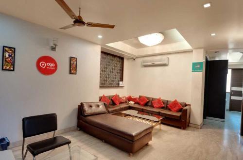 Нойда: Atitthe Residency Noida