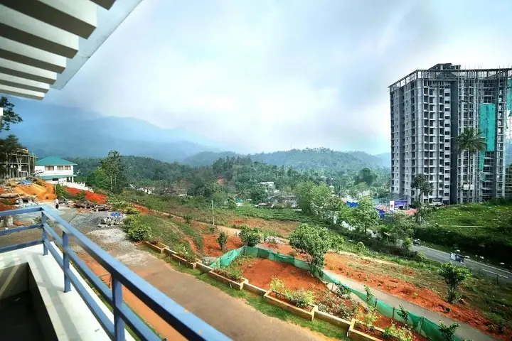 Вайтери: Vythiri Palace